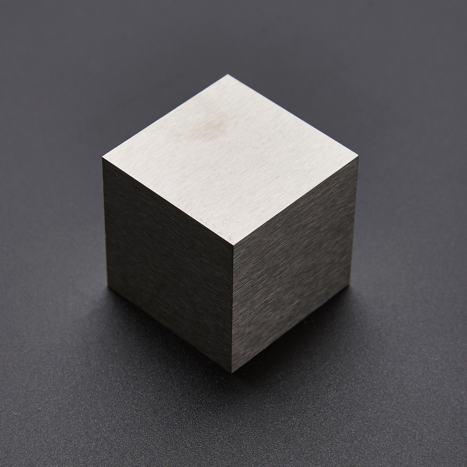 1KG tungsten cube, 1.5 inch, 99.95% pure tungsten, precision brushed finish